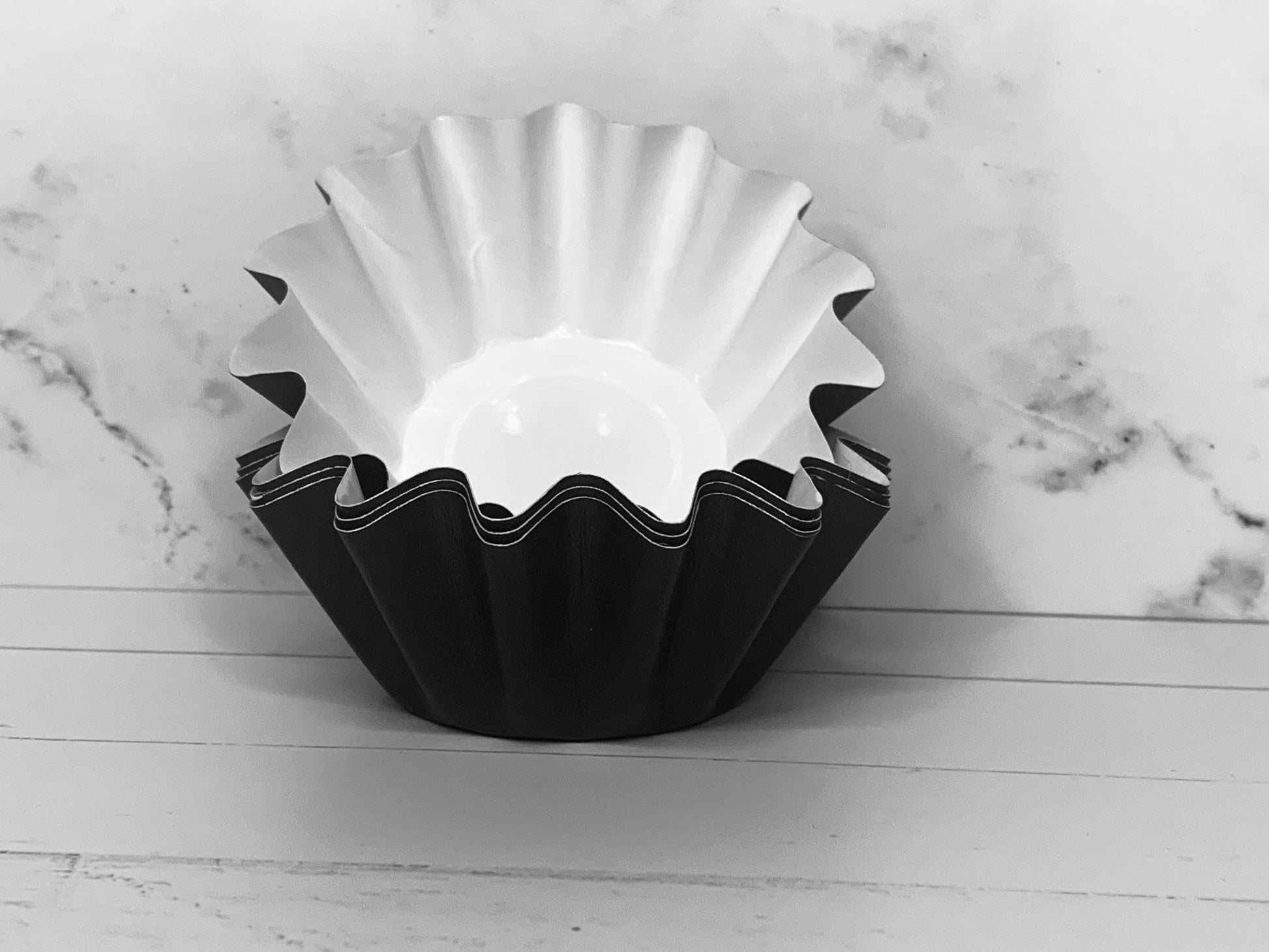 black wax melt liner